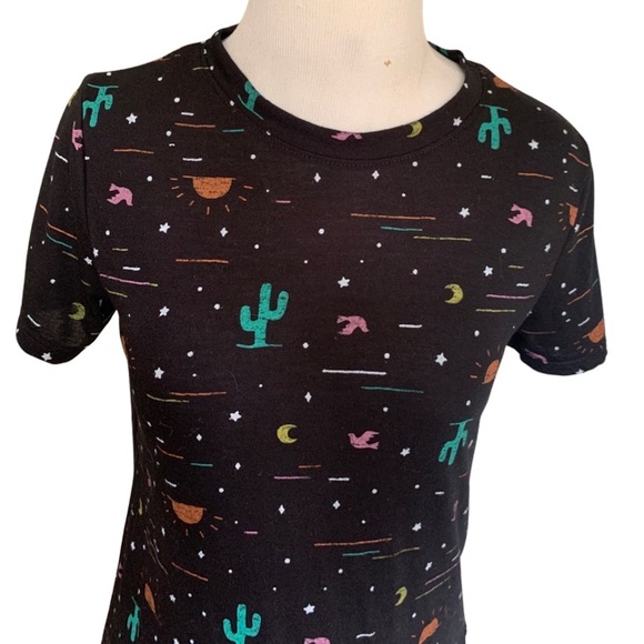 Modern Lux Black Crewneck Cactus Sun Moon Short Sleeve T-Shirt Size XS - Picture 6 of 9